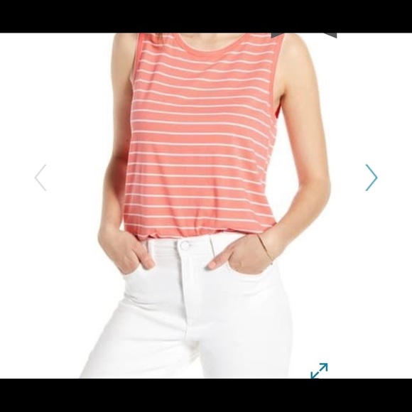 1901
Jewel Neck Tank Top - Picture 2 of 5